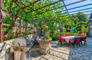 Charmantes Apartment nur 250 Meter zum Sandstrand mit privater Terrasse, Liegen, Grill - Crikvenica - 8