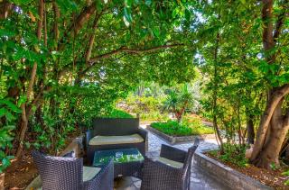Charmantes Apartment nur 250 Meter zum Sandstrand mit privater Terrasse, Liegen, Grill - Crikvenica - 2