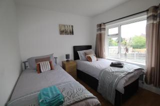 Byron House - Chesterfield - 8