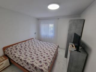 Komfortables Apartment in Rovinj und nur 500 Meter zum Strand mit privater Terrasse - 1