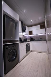 Sea & city house - 2