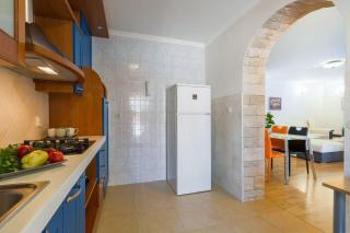 Lauschiges Apartment mit 60m2 Pool, Babybett, Waschmaschine, Grillbereich - nur 800 Meter zum Strand - 1