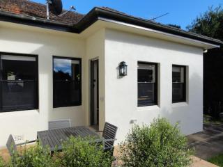 St Raphael - Leura - 1