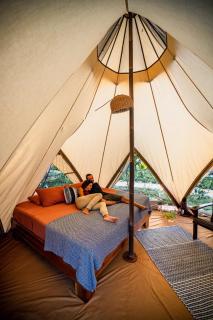 Eco Luxe Glamping Tent - King Bed at Holos - Barú - 8