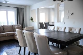 Newmarket Home Away from Home - East Gwillimbury - 1