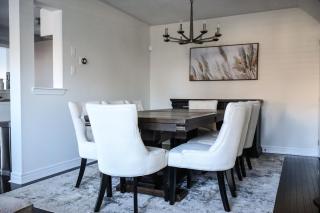 Newmarket Home Away from Home - East Gwillimbury - 2