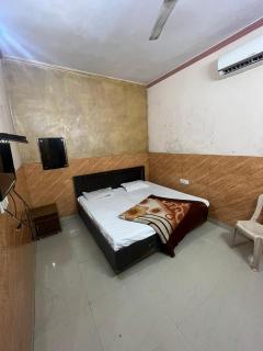 Shri ganpati gust house - Amritsar - 1