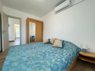Goldie Vista Apartments Krk - Krk - 9