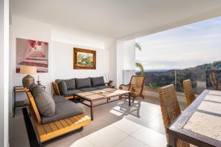 Luxury 2 bedroom apartment - 3