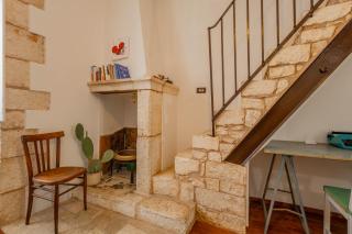 Antiche Mura Apartments "Nel Cuore della Puglia"bivani, cucina, terrazzo - 7