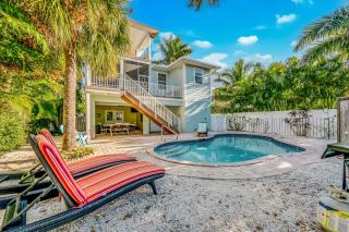Flip Flops and Fish Tales - Anna Maria - 9