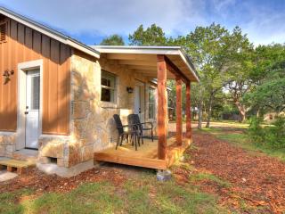 Cabins at Flite Acres - Coyote Cabin - Wimberley - 8