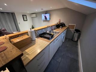 The Snug - 1