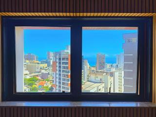 Lindo APT Vista Mar Completo com Piscina no Rooftop do EDF, Próximo ao Porto da Barra - 1