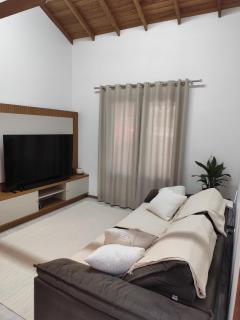 Casa individual Campeche ótima localização - Florianópolis - 4