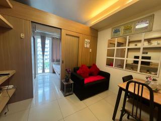 Happy staycation - Manila - 2