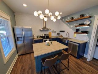 Pickwick Places 202 - 7
