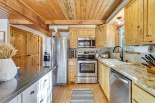 Hot Tub and Fireplace Cozy Angel Fire A-Frame Cabin - 4