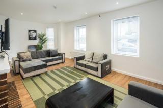 Farm House - Swanley Junction - 6