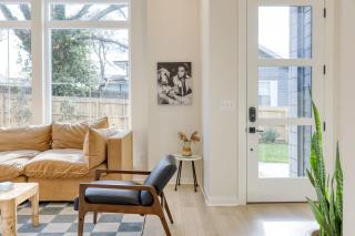 The Stage by AvantStay Chic 4BDR w Covered Balcony Modern Newly Built - Nashville - 1