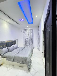 Sunny Service Apartment - Lagos - 6