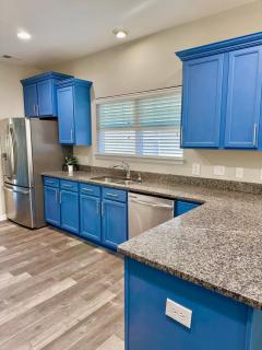 5 bedroom Pool table, GAMEROOM lrg bkyard tv in every room pool in Neighborhood moncks corner home - Moncks Corner - 7