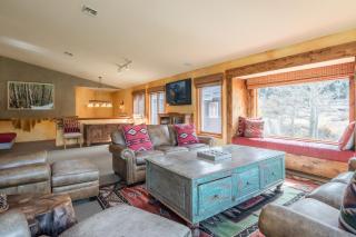 XXL Snowcreek #747 - 5 Bedroom 4 Bathroom Sleeps 12 Pet Friendly, Amazing Mountain Views - Mammoth Lakes - 9