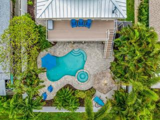 Coast is Clear - Anna Maria - 3