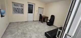 Two Bedrooms Self Catering Entire House in Greater London of Dagenham - Dagenham - 4