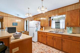 Miss Lilian's House - Wimberley - 6