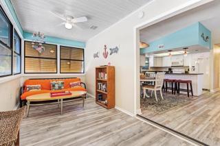 Mangoes on Magnolia - 2