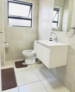 Home Away from Home number 2 - Roodepoort - 3