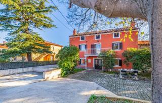 3 Bedroom Stunning Home In Sisan - Šišan - 7