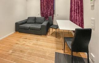 Gorgeous Home In Landvetter - 9