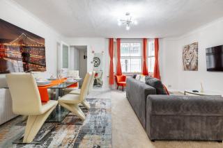 Fabulous Two Bed Apt in Heart of Chelsea - London - London - 0