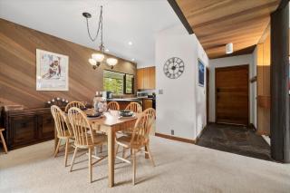 Meadow House 70 - Meredith Lodging - 4