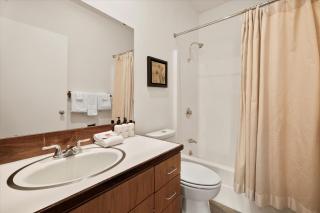 Meadow House 70 - Meredith Lodging - Sunriver - 3
