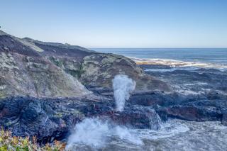The Boat House - Yachats - 8