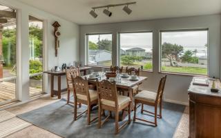 The Boat House - Yachats - 3