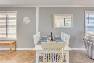Beachfront North Myrtle Beach Condo with Pool Access - Myrtle Beach - 6