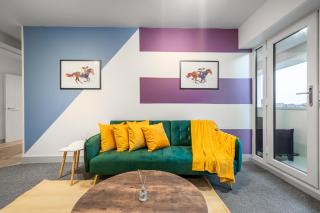 The Jockey Suite-Newmarket High Street-Two Double Bedroom Apartment - Newmarket - 5
