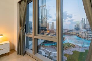 Iconic Views - Exclusive Burj Khalifa & Fountain Views from Every Angle - 1705 - 2