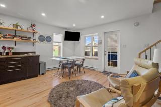 The Cabot 2Bds 2Ba Patio - 4