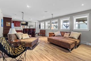 Qv Lake House 5bd Gym Bar Theatre - 6