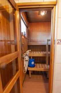 Kent's Lodge - 3