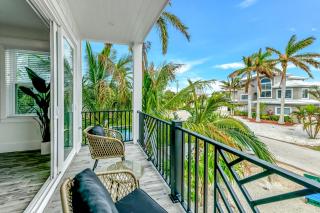 Beachly Beloved - Bradenton Beach - 4