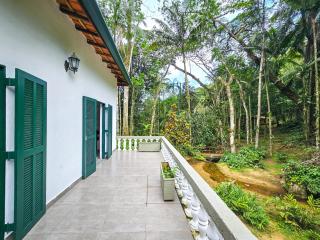 Casa com piscina a 500m da Praia Brava - Ubatuba - Ubatuba - 0
