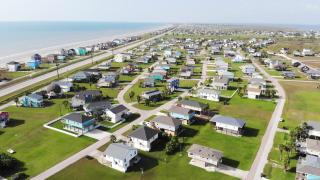 Rose By The Bay - Galveston - 9