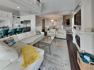 Rose By The Bay - Galveston - 5