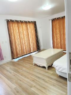 Family-friendly home near beach - Red Beach - 4
